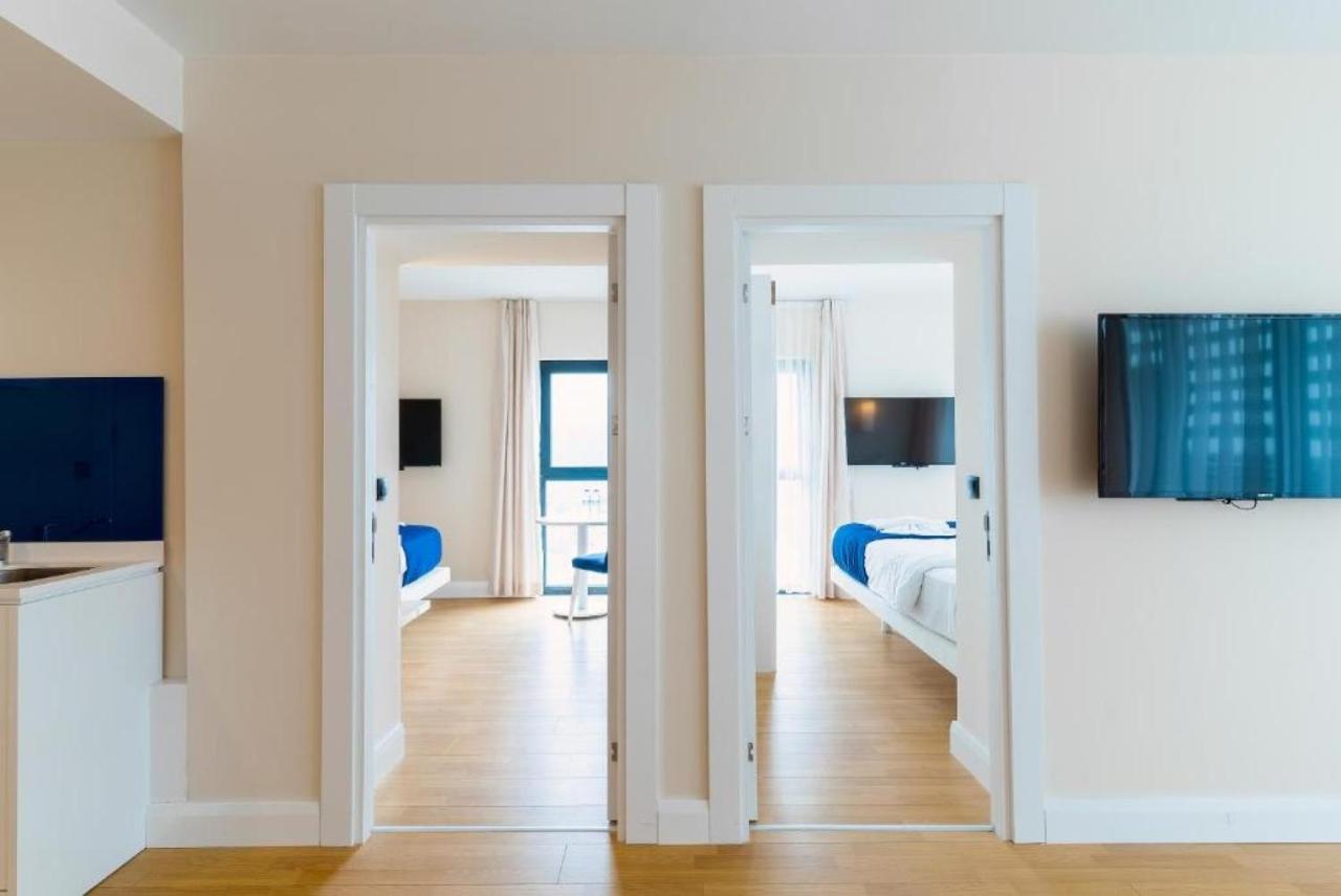 Luxury Sea View Apartments In Orbi City Batumi Esterno foto