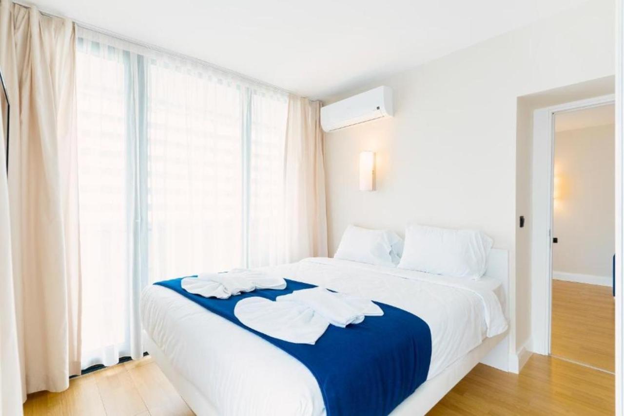 Luxury Sea View Apartments In Orbi City Batumi Esterno foto