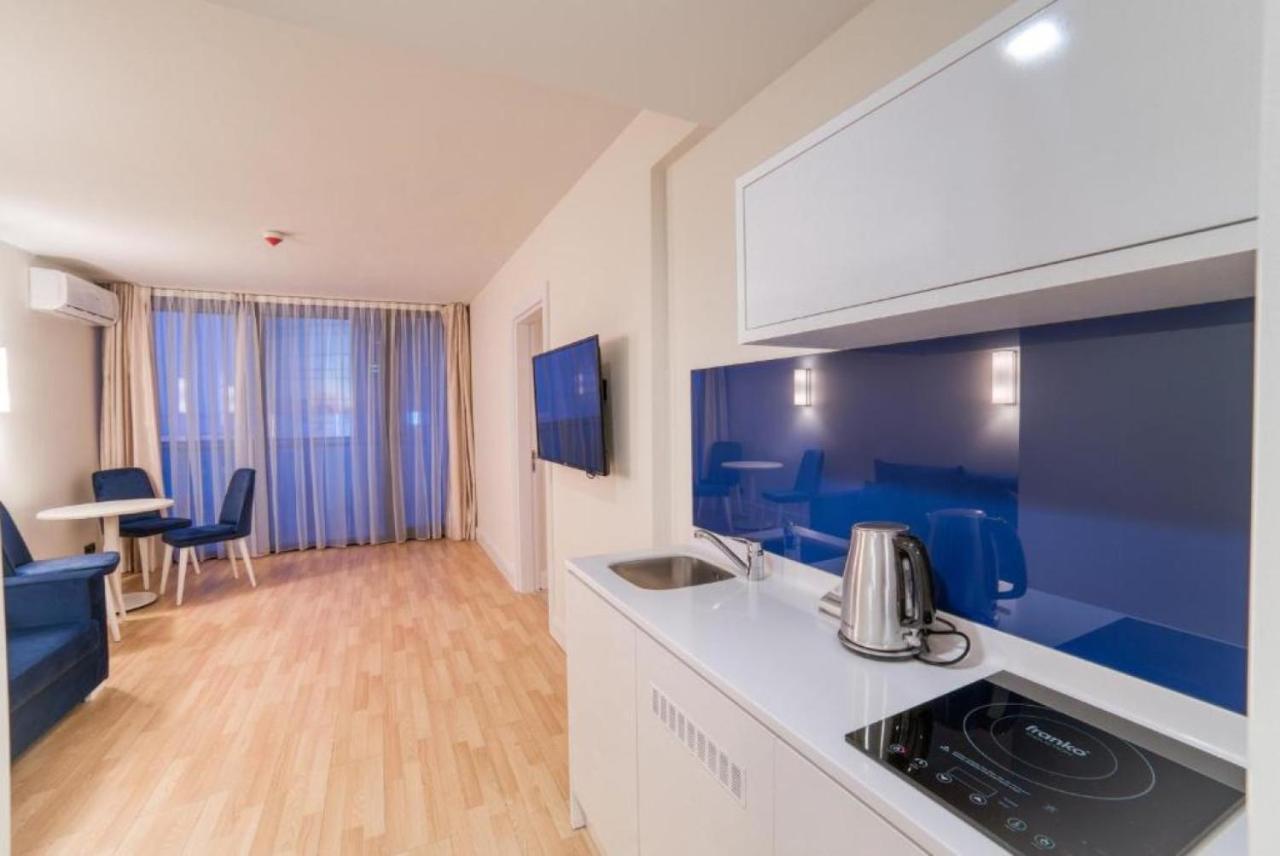 Luxury Sea View Apartments In Orbi City Batumi Esterno foto