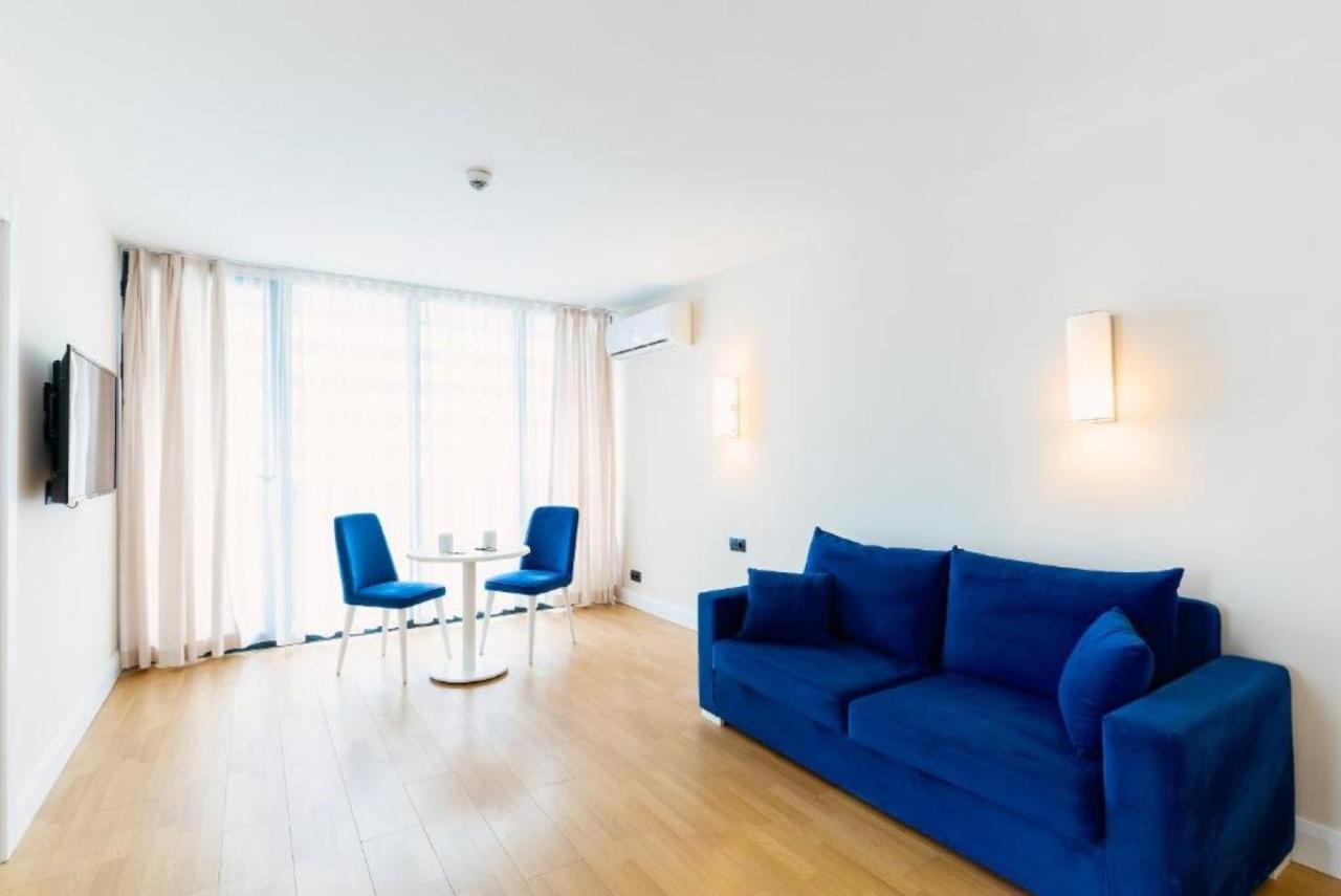 Luxury Sea View Apartments In Orbi City Batumi Esterno foto