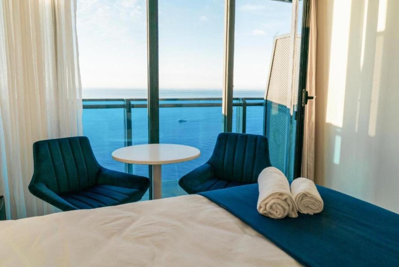Luxury Sea View Apartments In Orbi City Batumi Esterno foto